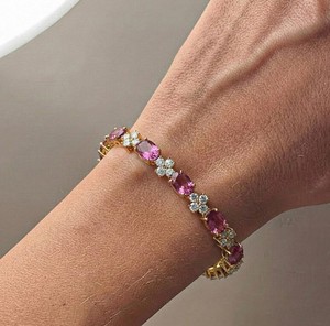 Pulsera con Dije de Zafiro Rosa Cultivado en Laboratorio, Corte Ovalado, en Plata de Ley Chapada en Oro, Regalo de Lujo para Mujer, Ideal para Aniversarios y Fiestas - Product Image 2