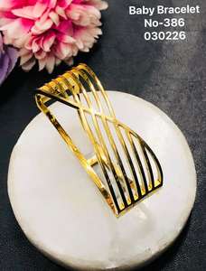 เครื่องประดับแฟชั่นกันน้ำ ดีไซน์เรขาคณิต ชุบทองบนสแตนเลส สร้อยข้อมือและกำไลข้อมือทันสมัย - Product Image 3