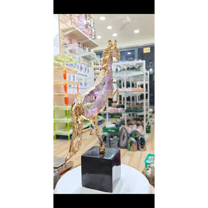 Escultura de Caballo Morado al por Mayor con Marco Chapado en Oro e Incrustaciones de Amatista en Base de Mármol Negro, Artesanía de Cristal para Decoración del Hogar - Product Image 3