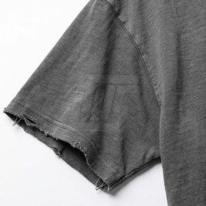 เสื้อยืดสไตล์ Urban Distressed ทรงหลวม ผ้าฝ้ายฟอก ทรงโอเวอร์ไซส์ พิมพ์ลายกราฟิกตามสั่ง สตรีทแวร์ลำลอง แฟชั่นฤดูร้อน - Product Image 4