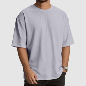 T-shirt rouge surdimensionné personnalisé avec logo, en coton épais uni, manches courtes, épaules tombantes, style streetwear décontracté - Product Image 2