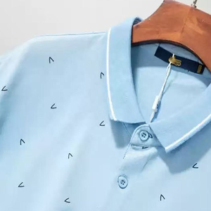Polo de manga corta azul claro de buena calidad, con patrón de puntos bordado, de algodón Oxford, informal, transpirable y de corte regular. - Product Image 4