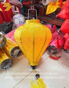 Farol de Seda de Bambú Amarillo, Farol de Papel Hecho a Mano, Lámpara Colgante Tradicional Vietnamita, Decoración para el Festival de Otoño - Product Image 2