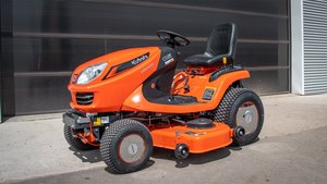 High Quality Kubota T2290 Riding Lawn Mower 22HP Garden Tractor Durable Grass Cutting <b>Machine</b> for Farms Parks and Landscapes - Product Image 2