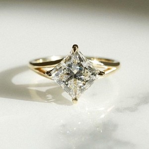 Lab Grown 2.50 CT Princess Cut Diamond Promise <b>Ring</b> For Women's With 14K Solid Gold Fine Anniversary Charm For Partners - Product Image 1