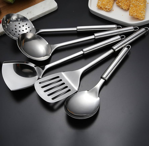 Cuchara de cocina de acero inoxidable profesional resistente al calor para restaurante, hotel, a bajo precio - Product Image 4