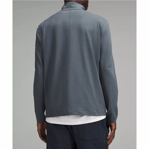 เสื้อสเวตเชิ้ตผู้ชายแบบซิป ¼  ลำลอง แขนยาว เนื้อผ้านุ่มสบาย เหมาะสำหรับฤดูหนาว - Product Image 2