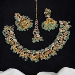 Parure de bijoux de luxe plaqué rhodium avec zircone blanche et diamant, collier ras-du-cou et boucles d'oreilles, cadeau de mariage, vente en gros transfrontalière - Product Image 6