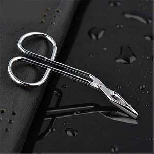 Pince à épiler pour sourcils UBI en acier inoxydable, faite à la main, à pointe fine, design moderne, durable, réutilisable, avec poignée en forme de ciseaux, élégante et luxueuse pour le visage - Product Image 1
