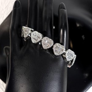 Bracelet en argent rhodié avec pendentif cœur en moissanite pour homme et femme, bijou de luxe glacé style hip-hop - Product Image 4