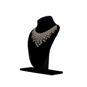 สร้อยคอจี้รูปสามเหลี่ยมประดับเพชรสามเม็ดทองคำขาว 14K หรูหรา พร้อมใบรับรอง IGI สายสร้อยแบบเชื่อมต่อ ดีไซน์สวยงาม เครื่องประดับชั้นดีสำหรับผู้หญิง - Product Image 1