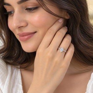Bague de fiançailles en argent sterling 925 avec diamant taille marquise et moissanite, sertie à griffes, pour femme - Product Image 4