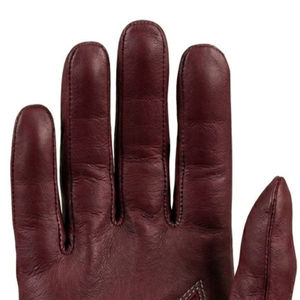 ถุงมือกอล์ฟหนังแท้สีแดงเลือดหมู QASW SPORT สำหรับผู้ชาย ระบายอากาศได้ดีทุกสภาพอากาศ พร้อมแผ่นรองข้อนิ้วแบบตาข่าย หนัง Cabretta ปิดแบบสวม - Product Image 4