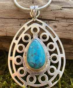 Collier pendentif en argent avec pierre précieuse turquoise pour femme, design de bijoux, vente en gros, pendentif de créateur le plus vendu - Product Image 1