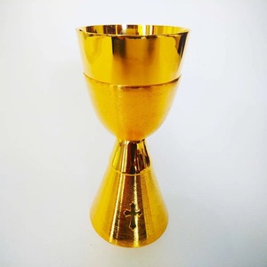 Cáliz de Latón Moderno, Copa de Comunión, Copa de Vino Real, Dorado Pulido, Diseño Clásico Católico para Iglesia, para Rituales de Altar - Product Image 5