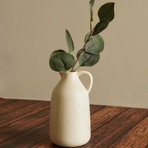 Jarrón de Cerámica Minimalista para Mesa, Acabado Blanco Mate, 8-16 Pulgadas, Diseño Exquisito y Duradero - Product Image 3