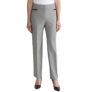 Pantalon femme coupe droite élégante au design épuré, conçu pour une mobilité flexible, offrant un look affirmé et une présence moderne équilibrée. - Product Image 1
