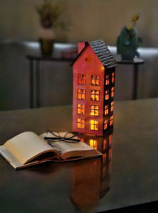 Nordic Iron <b>Small</b> House Candlestick Creative Desktop Holder for Home Decoration Hollow Candle Holder - Product Image 5