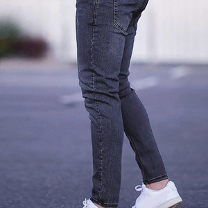 กางเกงยีนส์เดนิมขาดๆ สำหรับผู้ชาย คุณภาพพรีเมียม เนื้อผ้านุ่ม เอวสูง สวมใส่สบายๆ เหมาะกับกิจกรรมกลางแจ้ง ทรงสลิมฟิต แต่งดีเทลขาดๆ แบบคัสตอม - Product Image 4