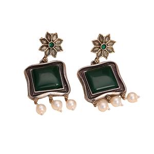 Pendientes de Moda Boho con Baño de Plata Oxidada y Latón, Diseño Étnico con Incrustaciones, Piedra Verde Artificial, Regalo para Mujer - Product Image 1