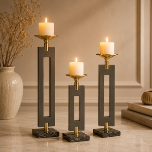 Ensemble de 3 supports à bougies rectangulaires modernes avec dessus en laiton et base en marbre pour la décoration de la maison - Product Image 1