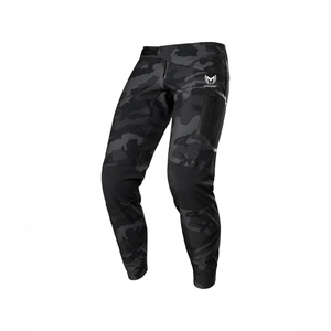 Pantalon de cyclisme long rembourré pour homme, idéal pour le VTT, le downhill et le fitness en automne - Product Image 3