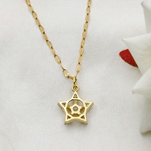 สร้อยคอพร้อมจี้รูปดาวเปิดประดับเพชร CZ ใส เงินแท้ 925 ชุบทองคำขาว ขายส่ง Memoria Jewels - Product Image 2