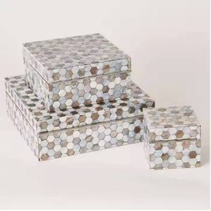 Boîte à bijoux en bois sculptée à la main avec incrustations d'os, forme rectangulaire, trésor artistique Royal Charm - Product Image 3