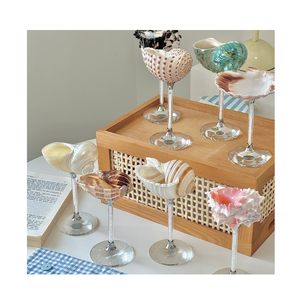 Gobelet en verre coquillage unique, fait main, naturel, portable, moderne, inspiré de l'océan, pour boissons, idéal pour fêtes à la plage, hôtels, restaurants, vente B2B - Product Image 6