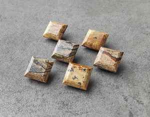 บิสกิตแจสเปอร์ทรงสี่เหลี่ยมธรรมชาติ คุณภาพการเจียระไนแบบเหลี่ยมคม  จิวเวลรี่พลอยหลวมที่ผ่านการปรับขนาดแล้ว - Product Image 3