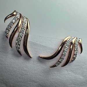 Pendientes de diamantes redondos en oro rosa de 9 quilates |   Diamantes cultivados en laboratorio y naturales de 0.46 CT - Product Image 4