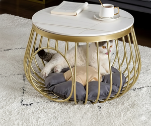 Table basse ronde de luxe avec lit pour animaux intégré |   Base en métal doré et plateau en marbre – Table de salon multifonctionnelle - Product Image 4