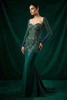 Robe de soirée longue en dentelle florale 3D brodée, style trompette/sirène, luxueuse |   Robe à manches longues, col cœur, ornée de perles, avec traîne
