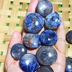 พลอยไพลินสีน้ำเงินธรรมชาติขัดเงาด้วยมือ สำหรับบำบัดรักษา พลังงานจักระ ฝึกสมาธิ ฟงชุ่ย ศาสนา ตกแต่ง และเรกิ - Product Image 5