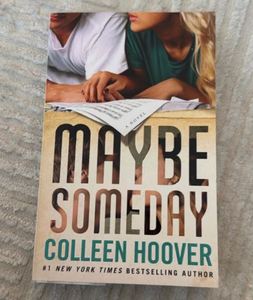 Peut-être un jour, de Colleen Hoover, livre de poche anglais sur l'amour et les relations - Product Image 1