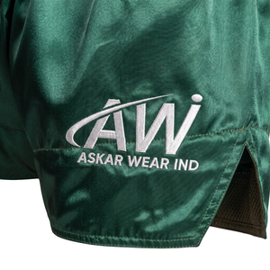 Shorts de boxe Askar vert avec ceinture dorée, sérigraphie, coupe ample, unisexe, 100 % polyester, légers, pour arts martiaux - Product Image 4