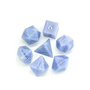 Dados de piedra de alta calidad, cristal natural Blue Lace, piedras preciosas curativas de reiki, dados de piedra grabados personalizados, cristal Vikingos. - Product Image 2