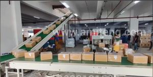 ระบบสายพานลำเลียงอุตสาหกรรมแบบเอียง โครงเหล็ก สายพานเคลื่อนที่สำหรับการขนย้ายวัสดุในโรงงาน - Product Image 3