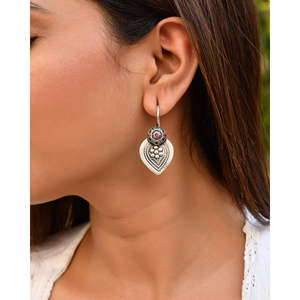ต่างหูเงินแท้สไตล์เมรา จาปุร กาเน็ค สำหรับงานแต่งงานและวันครบรอบ - Product Image 2