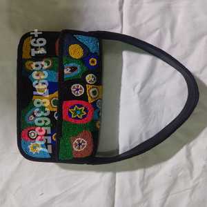 Sac à bandoulière style sac à main perlé, broderie artisanale de perles de rocaille, motif nœud en ruban crème pêche, directement de l'usine - Product Image 3