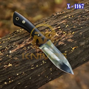 Cuchillo de Supervivencia Personalizado de Acero de Damasco con Hoja Fija, Mango de Resina, Borde Recto y Forma de Hoja Recta, con Funda de Cuero - Product Image 4