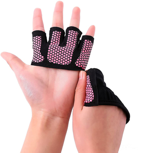 ถุงมือยกน้ำหนักระบายอากาศได้ดี ไม่ลื่น จับกระชับมือ สำหรับออกกำลังกาย ฟิตเนส เทรนนิ่ง ใช้ได้ทั้งชายและหญิง ทนทาน ระบายอากาศได้ดี เหมาะสำหรับออกกำลังกายในยิม - Product Image 1