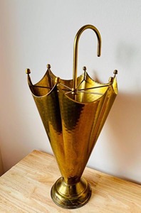 Umbrella Shape <b>Gold</b> Metal Stand for Interior Display Gifting Purpose Luxury Home Decor and Stylish Accent Piece From India - Product Image 2