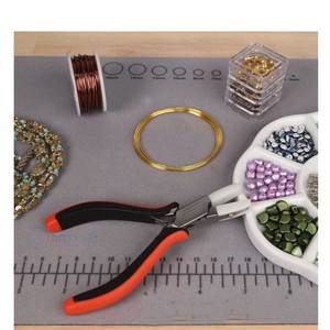 Alicates de Joyería de 5 Pulgadas con Mordazas de Nylon, Alicates Planos de Acero Inoxidable con Puntas de Nylon Reemplazables, Mango Ergonómico Antideslizante - Product Image 5