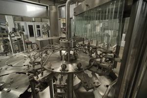 Machine de remplissage de 150 bouteilles par minute - Product Image 6