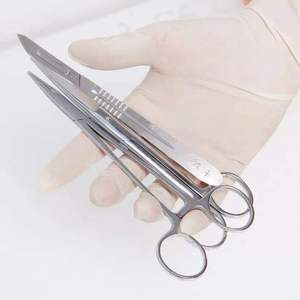 Kit de pratique en silicone pour étudiants - Ensemble de sutures médicales manuelles de qualité supérieure et légères pour usage professionnel en milieu hospitalier par Dentavex - Product Image 4