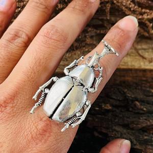 Anillo gótico Beetle de plata de ley 925, anillo punk con diseño de animal para mujer - Product Image 2