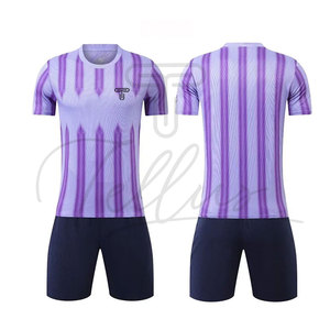 Tenue de football de haute qualité 2026 en polyester, maillot de football à col rond avec short, uniforme de football avec nom d'équipe personnalisé - Product Image 4