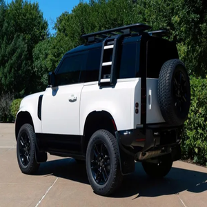 Perfectly Used 2023 Land R o v e r D e f e n d e r 90 X-Dynamic SE - Product Image 2