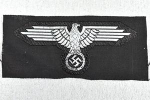 Casquette Bevo personnalisée avec insignes d'aigles et de crânes, casquette de cérémonie avec insignes d'aigles et de crânes - Product Image 4